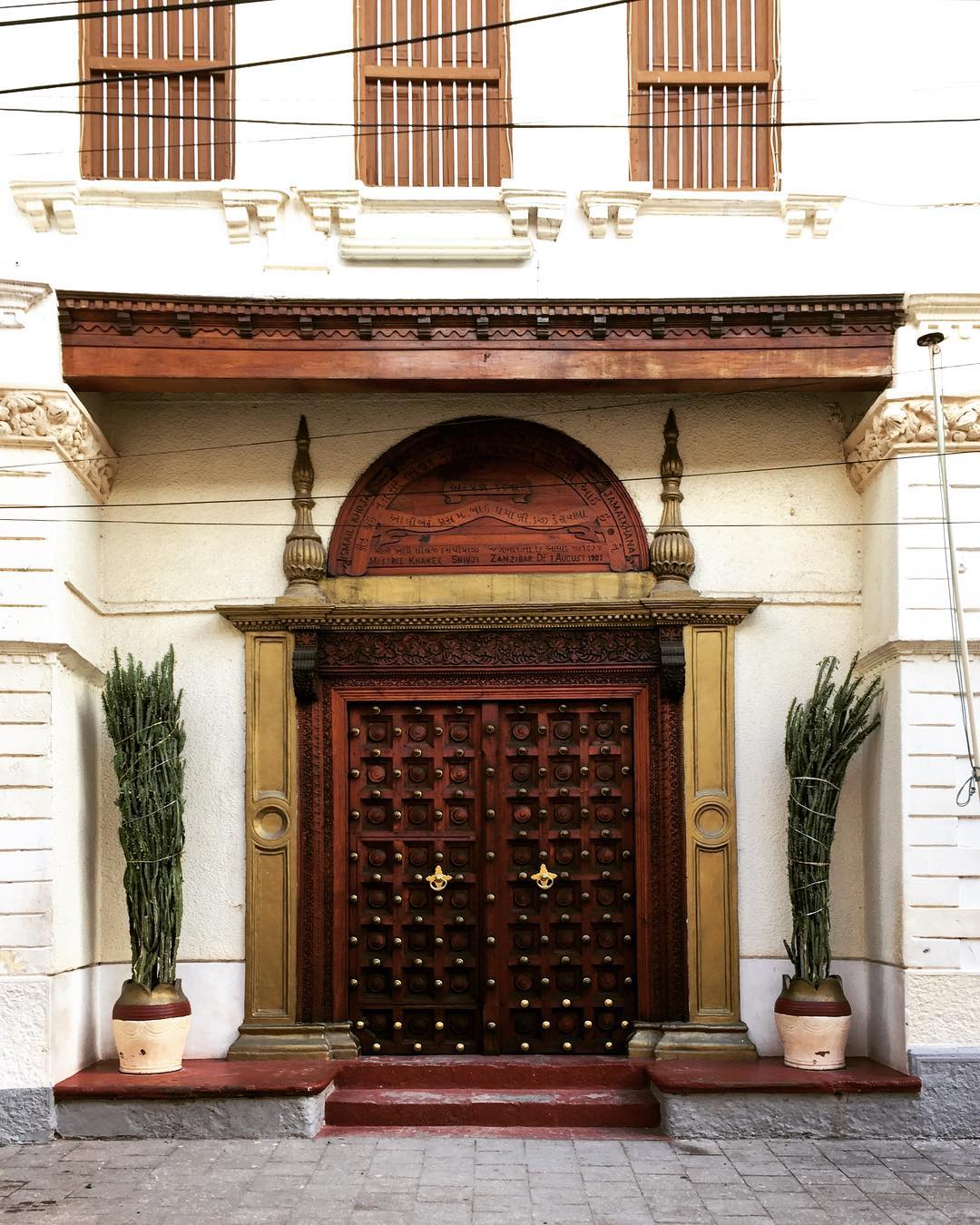Zanzibar Doors Tour